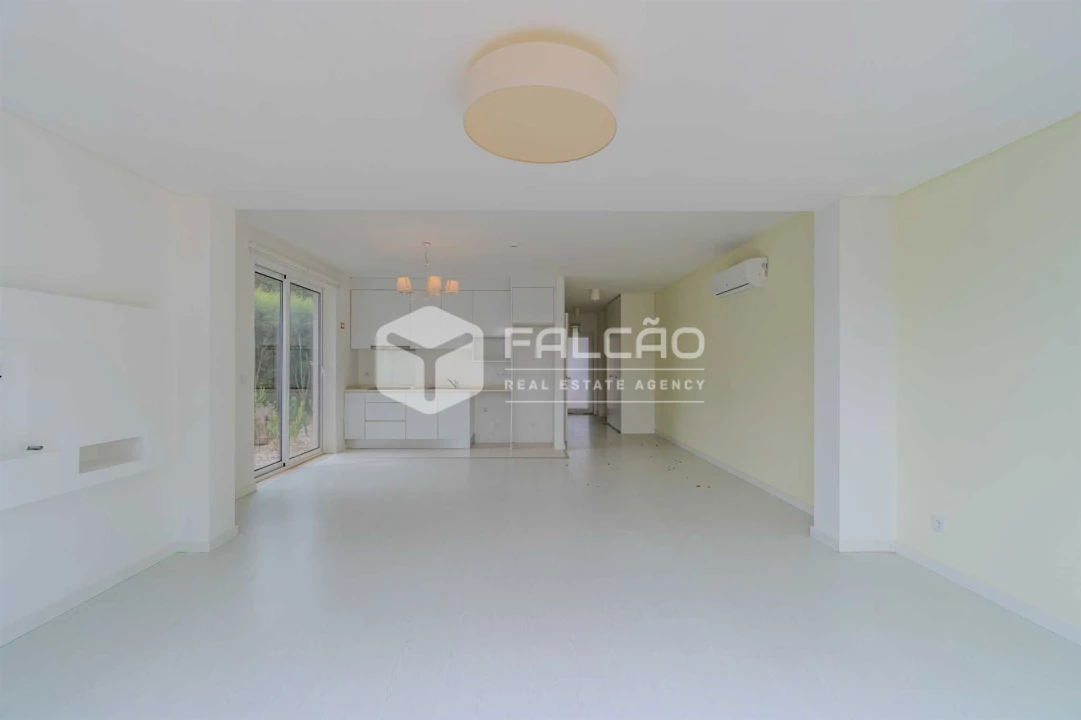 Apartamento T1 para Venda em Vau Foto 9