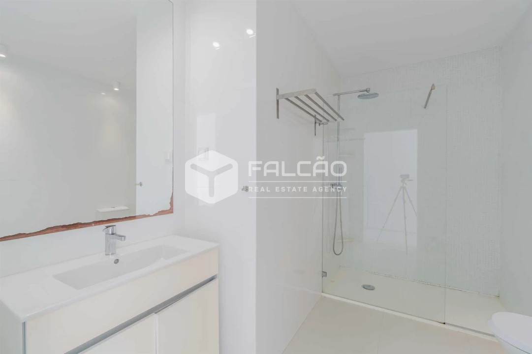 Apartamento T1 para Venda em Vau Foto 4