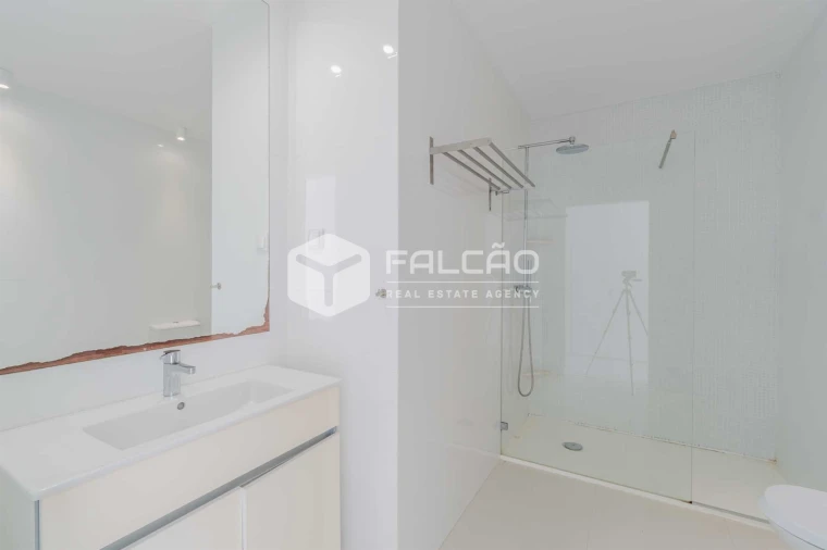 Apartamento T1 para Venda em Vau Foto 4