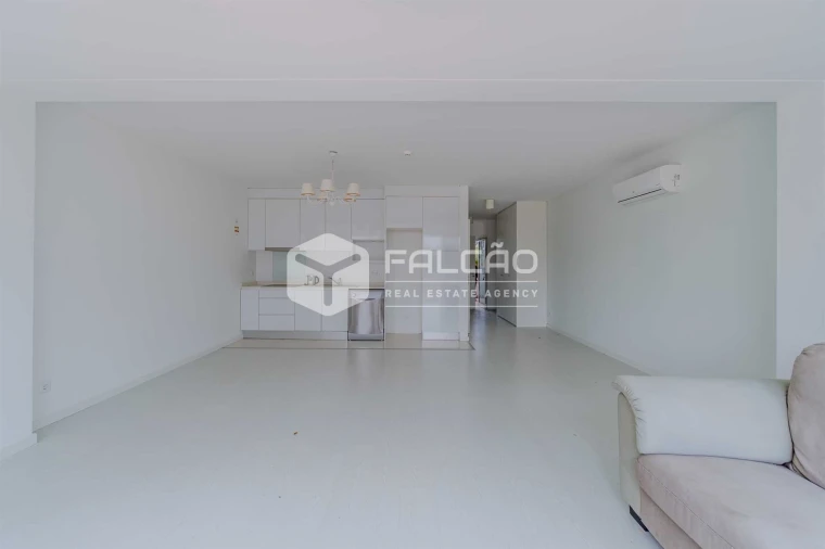 Apartamento T1 para Venda em Vau Foto 6
