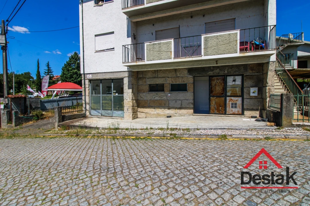 Loja para Arrendamento em São Pedro do Sul, Várzea e Baiões Foto 12