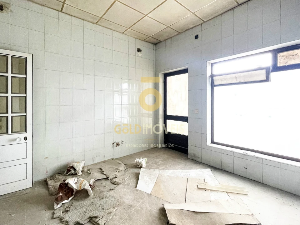 Loja para Venda em Sobrado e Bairros Foto 15