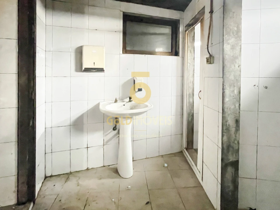 Loja para Venda em Sobrado e Bairros Foto 16