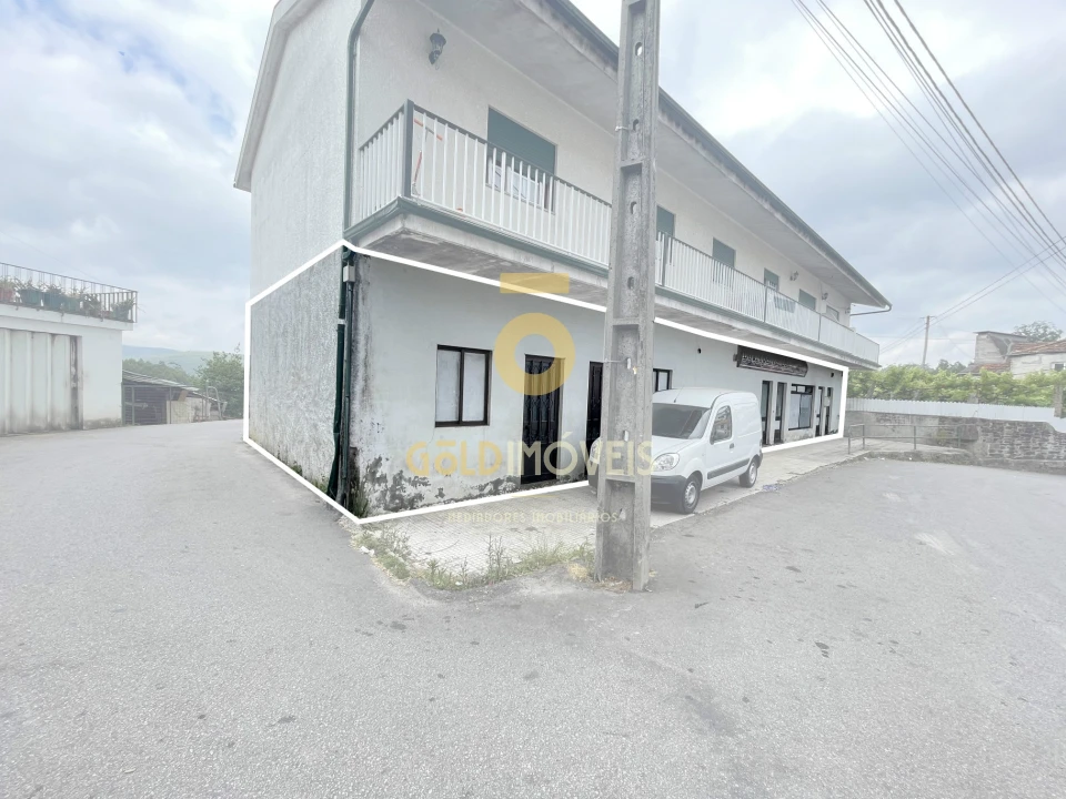 Loja para Venda em Sobrado e Bairros Foto 1