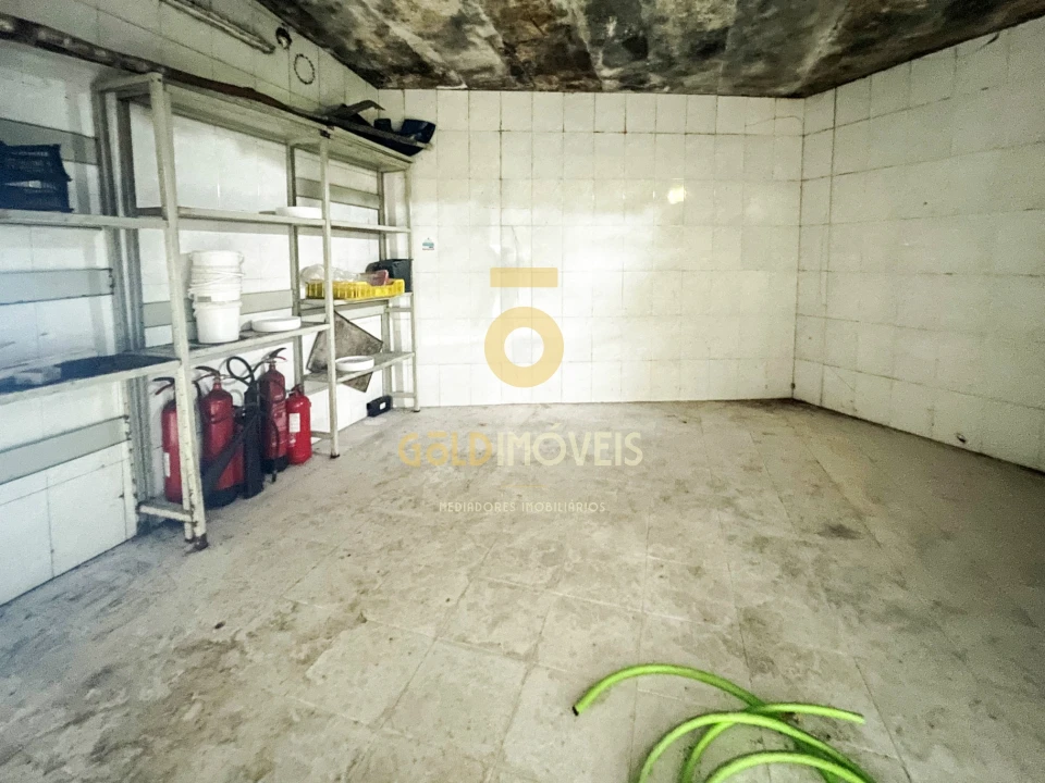 Loja para Venda em Sobrado e Bairros Foto 18