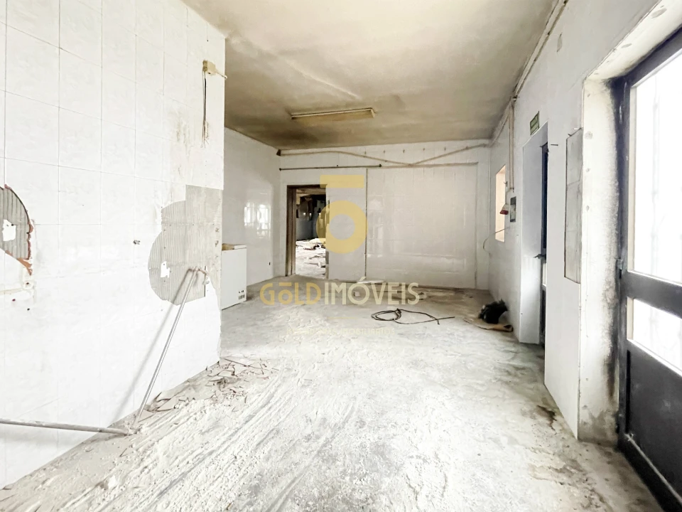 Loja para Venda em Sobrado e Bairros Foto 12