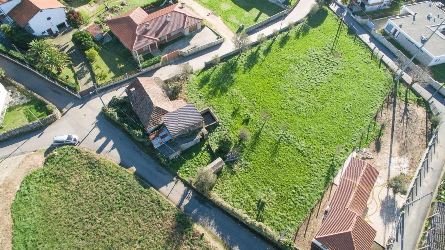 Terreno para Venda em Campos e Vila Meã Foto 9
