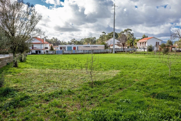 Terreno para Venda em Campos e Vila Meã Foto 11