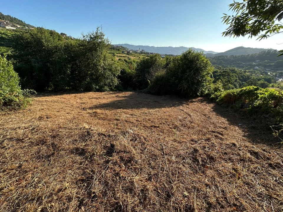 Moradia T0 para Venda em Riba de Mouro Foto 8