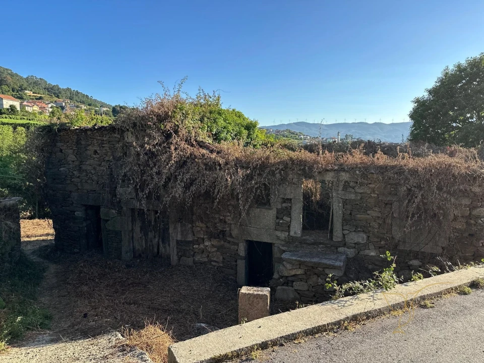 Moradia T0 para Venda em Riba de Mouro Foto 5