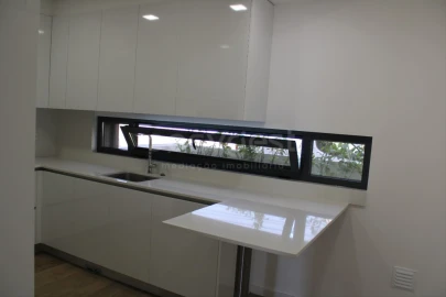 Moradia T4 para Venda em Loures
