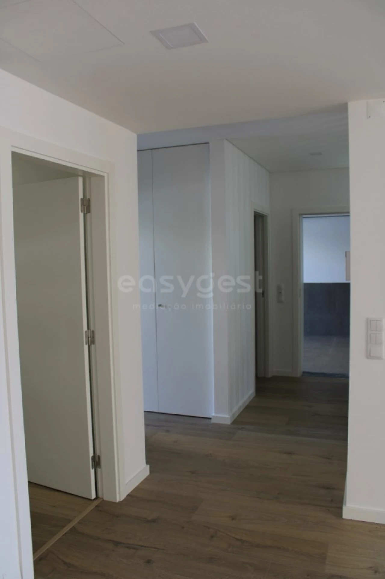 Moradia T4 para Venda em Loures Foto 13