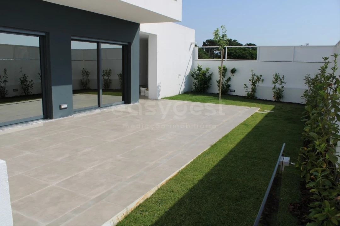 Moradia T4 para Venda em Loures Foto 46