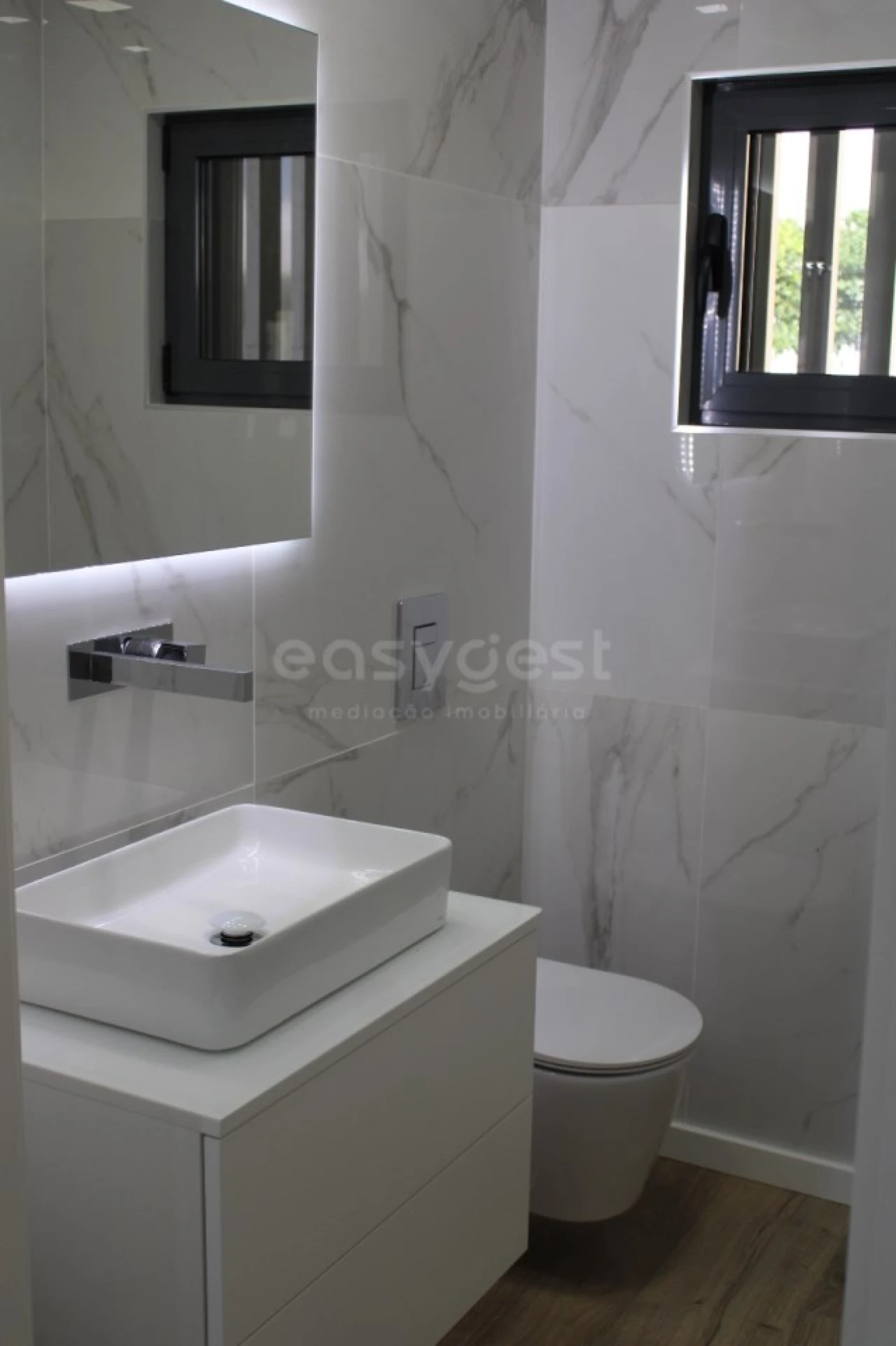 Moradia T4 para Venda em Loures Foto 53