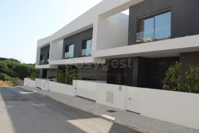 Moradia T4 para Venda em Loures