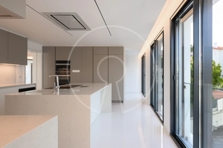 Apartamento T4 para Venda em Cascais e Estoril Foto 15