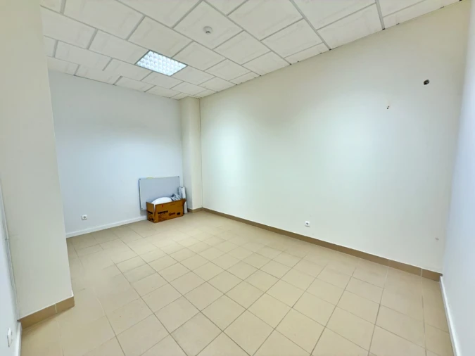 Loja para Arrendamento em Cadaval e Pêro Moniz Foto 5