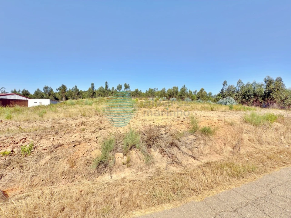 Terreno para Venda em Campelos e Outeiro da Cabeça Foto 8