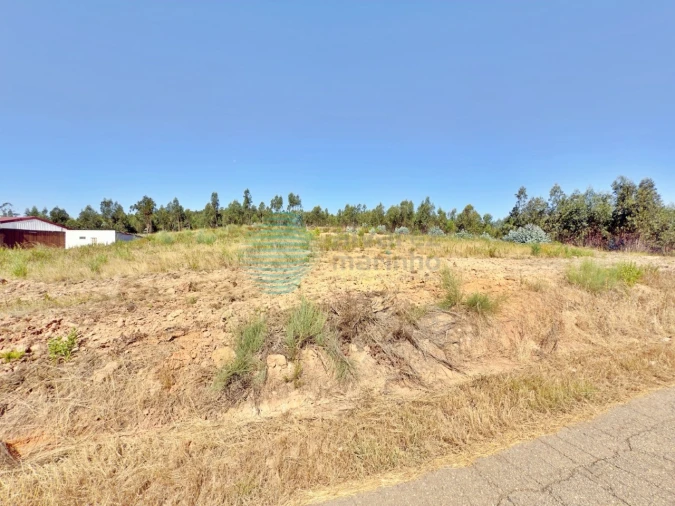 Terreno para Venda em Campelos e Outeiro da Cabeça Foto 8