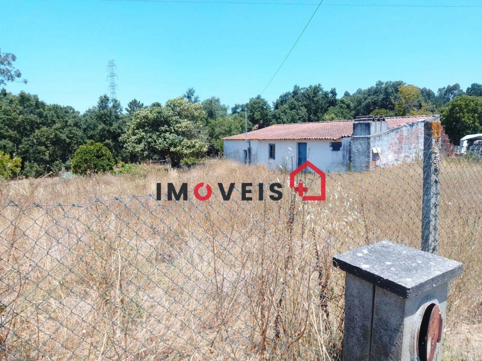 Moradia T3 para Venda em Povoa da Isenta Foto 2