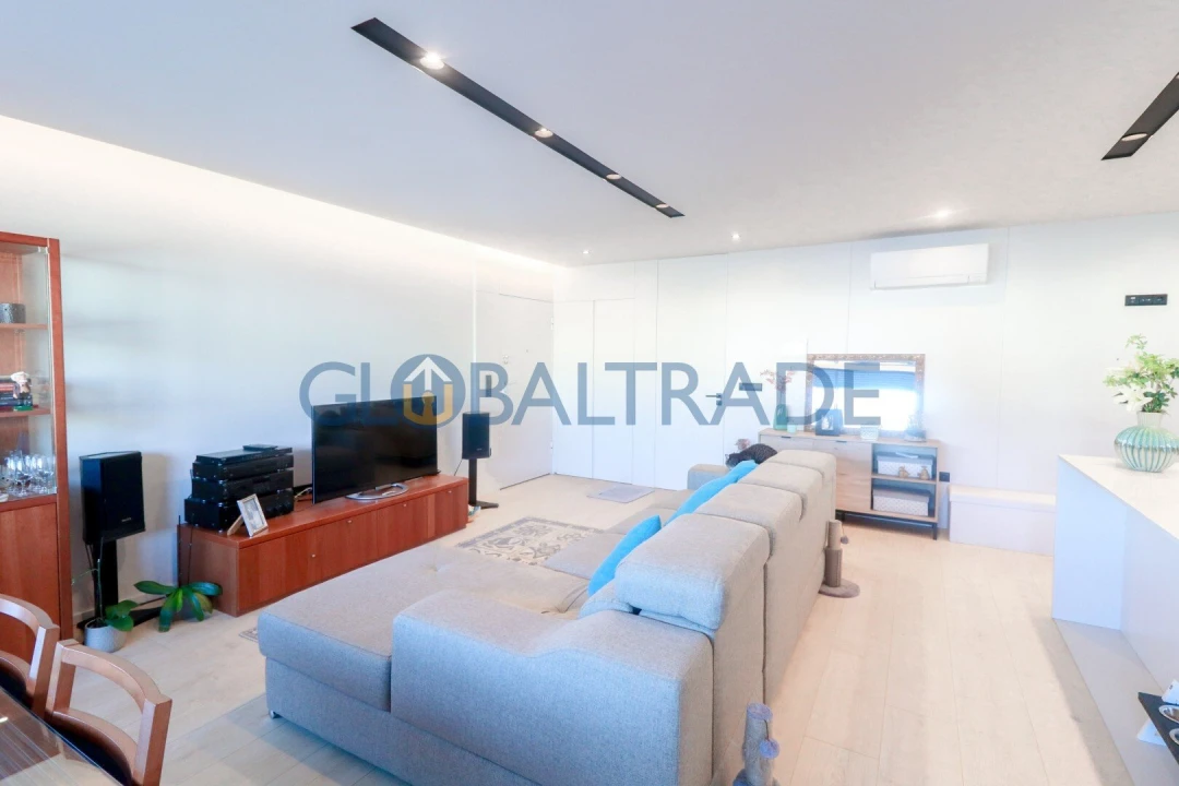 Apartamento T3 para Venda em Fânzeres e São Pedro da Cova Foto 6