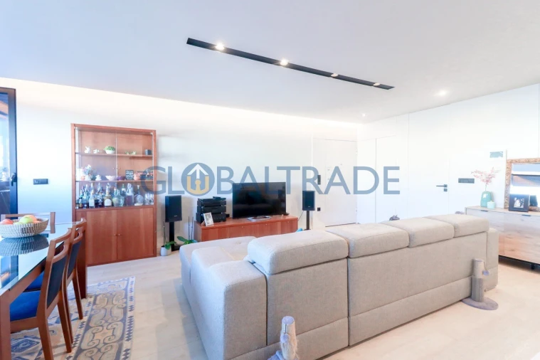 Apartamento T3 para Venda em Fânzeres e São Pedro da Cova Foto 5