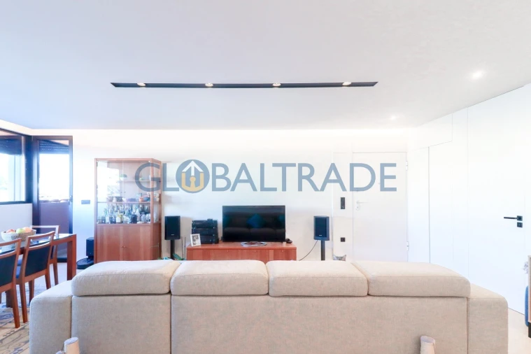 Apartamento T3 para Venda em Fânzeres e São Pedro da Cova Foto 4