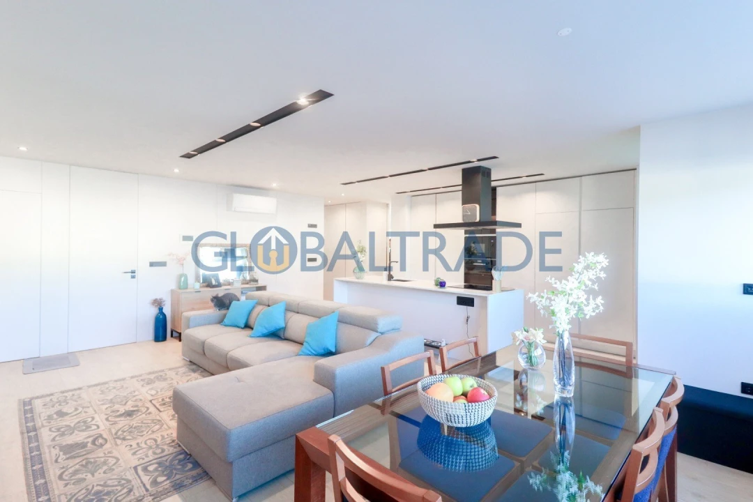 Apartamento T3 para Venda em Fânzeres e São Pedro da Cova Foto 8