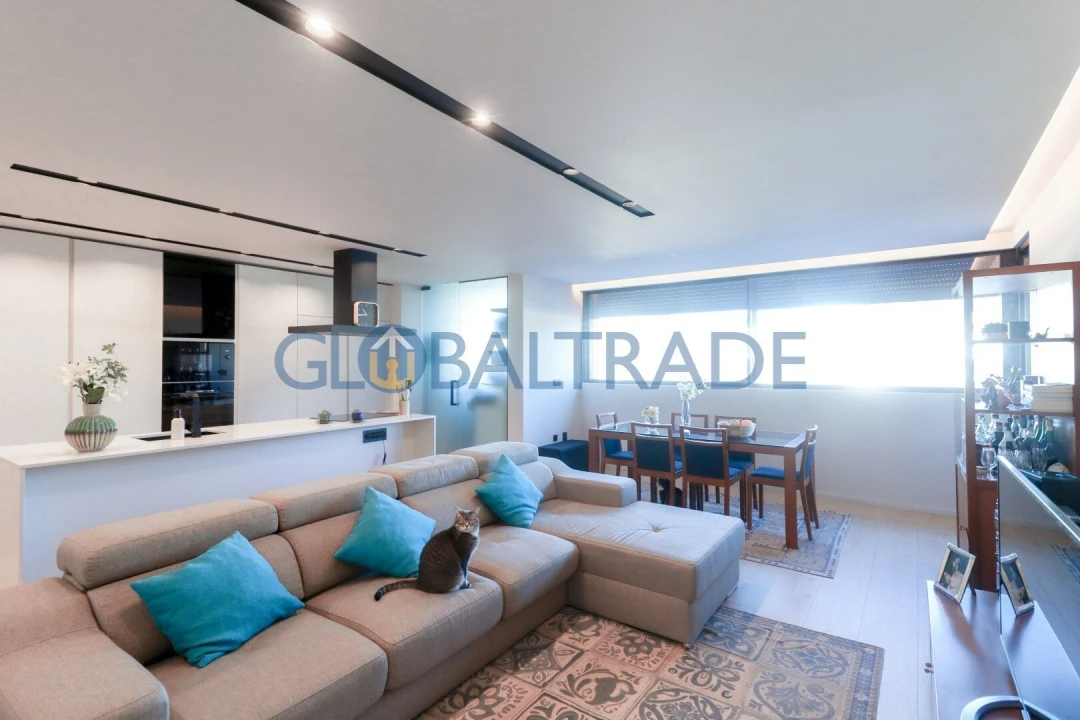 Apartamento T3 para Venda em Fânzeres e São Pedro da Cova Foto 1