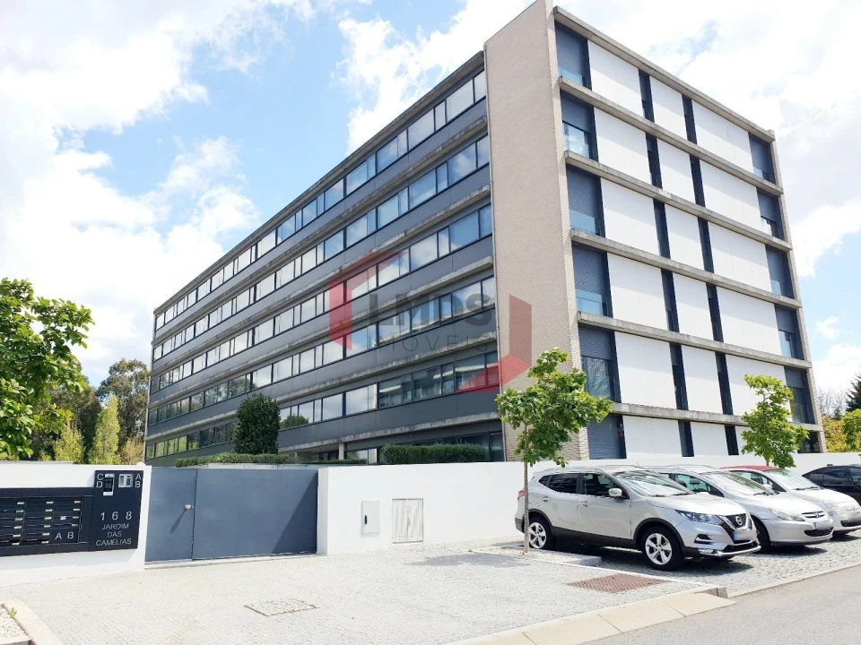 Apartamento T4 para Venda em Mafamude e Vilar do Paraíso Foto 1