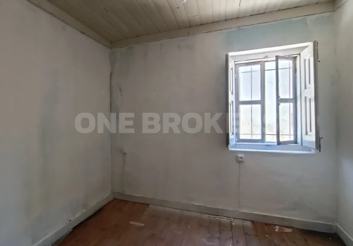 Moradia T5 para Venda em Arneiro das Milhariças Foto 10