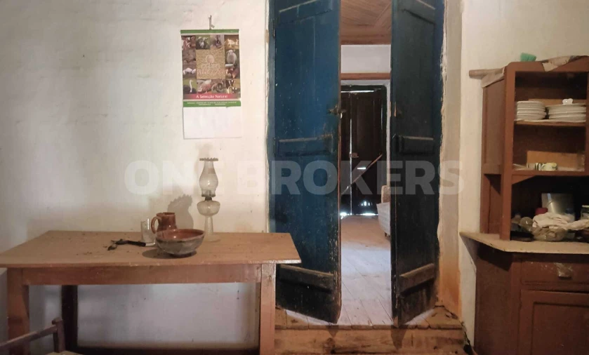 Moradia T5 para Venda em Arneiro das Milhariças Foto 17