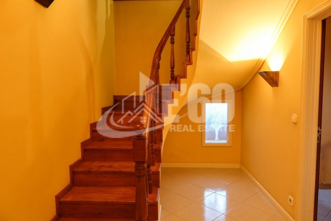 Moradia T5 para Venda em Ovar, São João, Arada e São Vicente de Pereira Jusã Foto 6