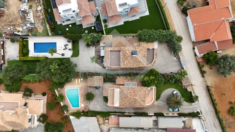 Moradia T4 para Venda em Loule (São Clemente)