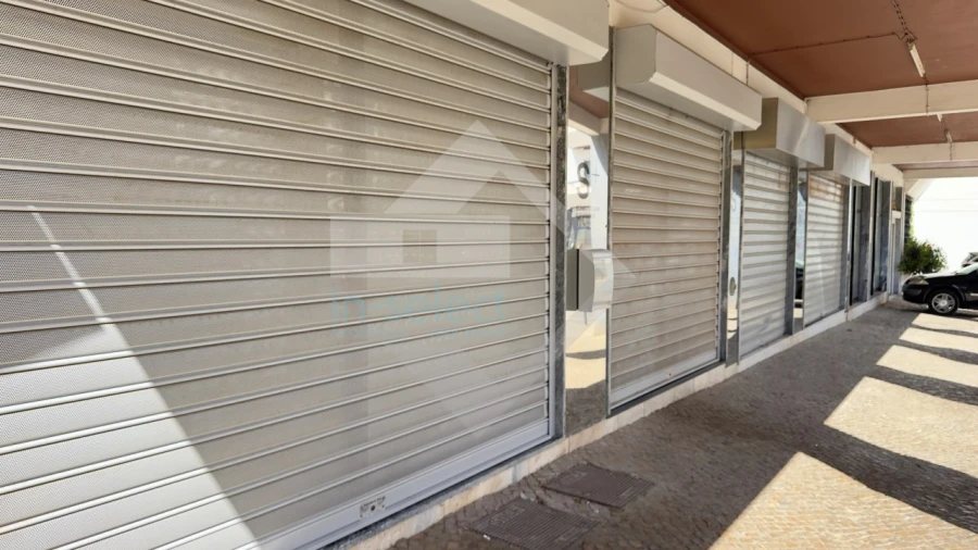 Prédio para Venda em Faro (Sé e São Pedro) Foto 15