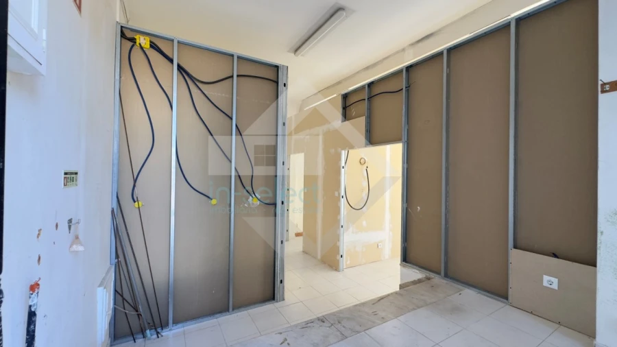 Prédio para Venda em Faro (Sé e São Pedro) Foto 22