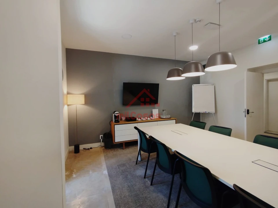 Escritório para Arrendamento em Campo de Ourique Foto 7