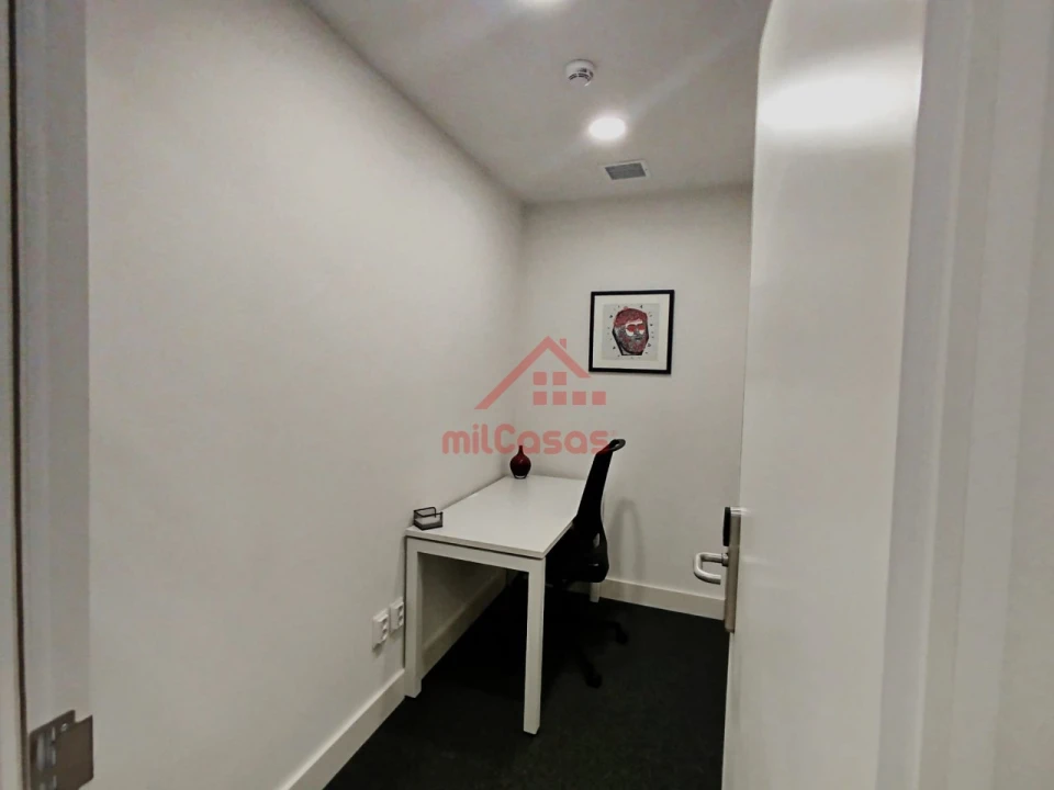 Escritório para Arrendamento em Campo de Ourique Foto 11