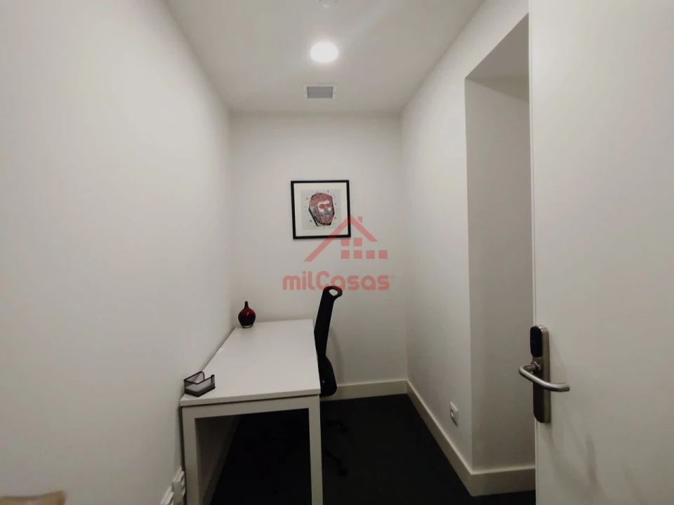 Escritório para Arrendamento em Campo de Ourique Foto 12