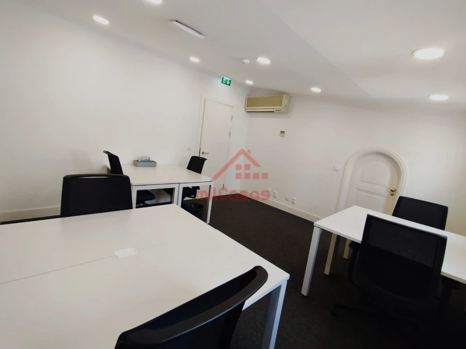 Escritório para Arrendamento em Campo de Ourique Foto 14