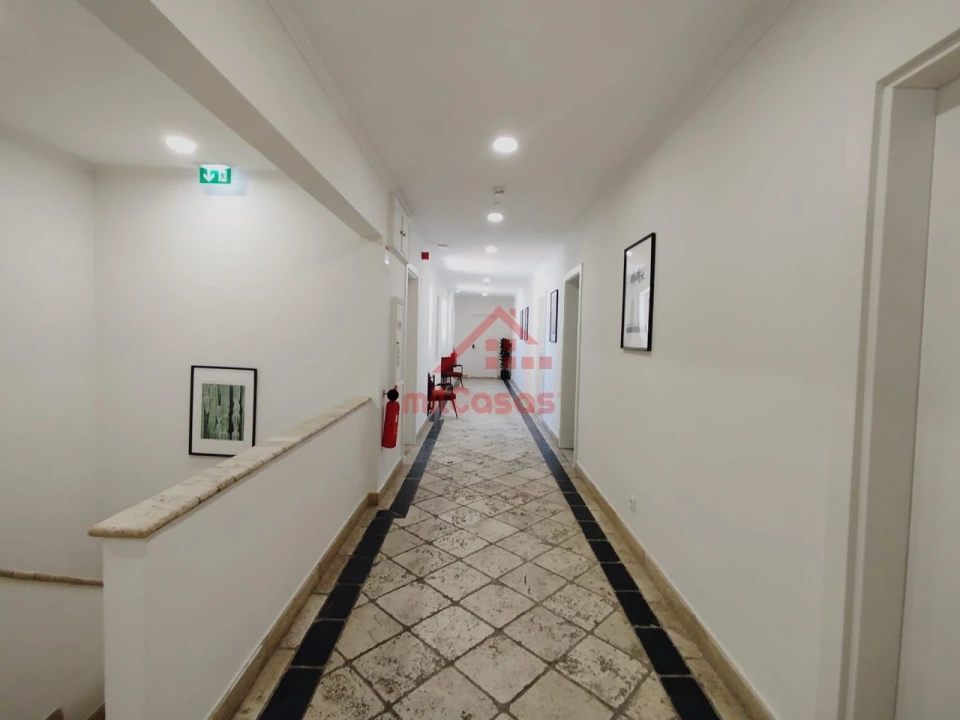 Escritório para Arrendamento em Campo de Ourique Foto 16