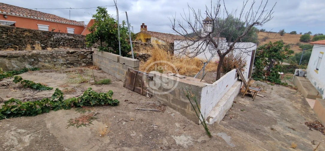 Moradia T3 para Venda em Odeleite Foto 9