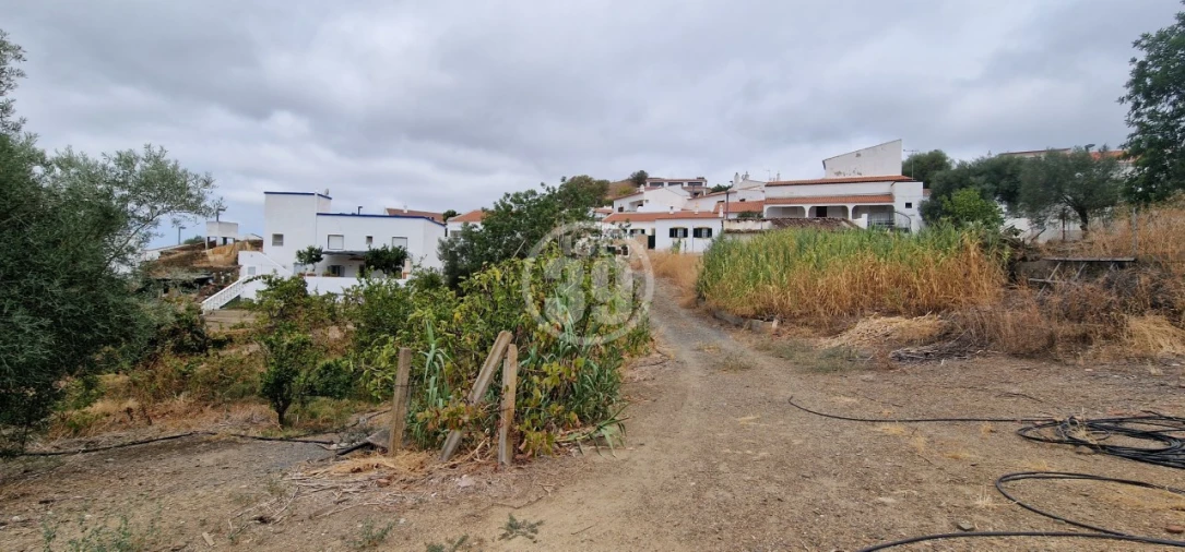 Moradia T3 para Venda em Odeleite Foto 14