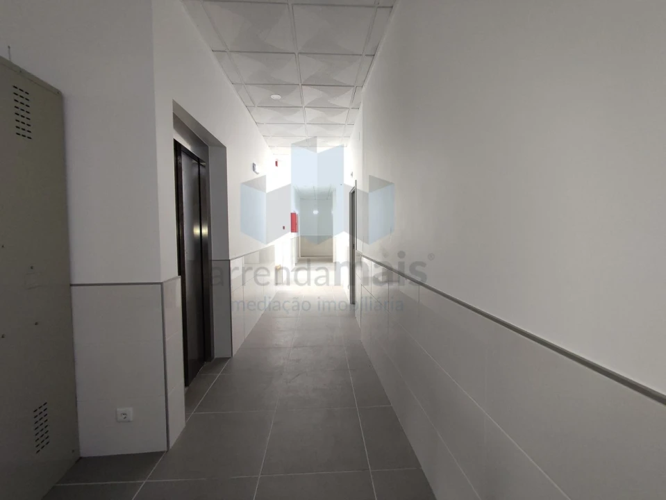 Prédio para Venda em Soure Foto 13