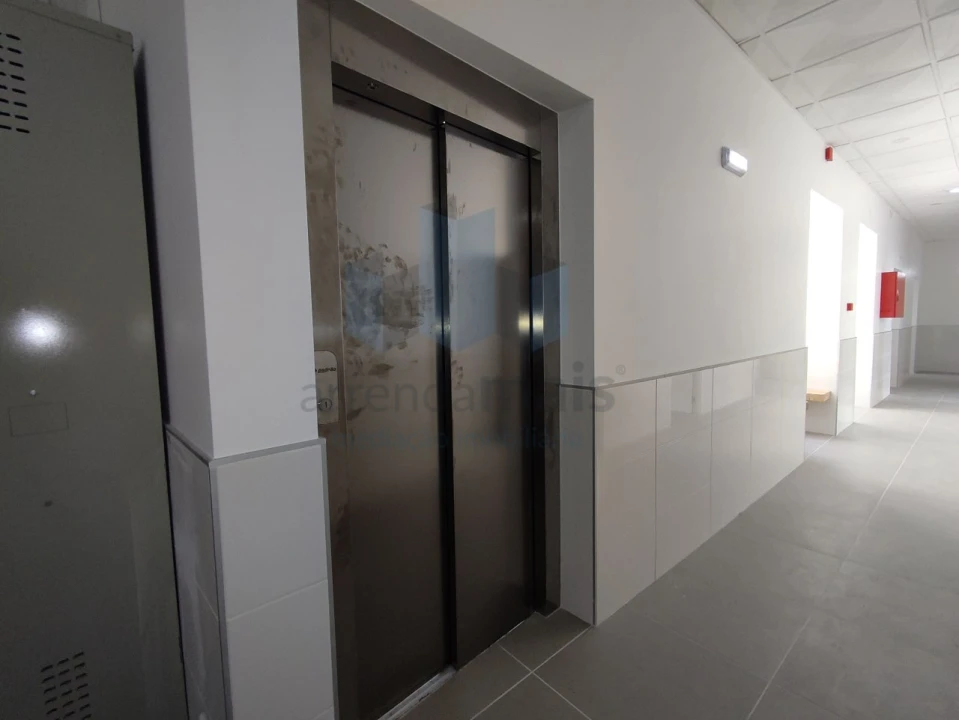 Prédio para Venda em Soure Foto 15