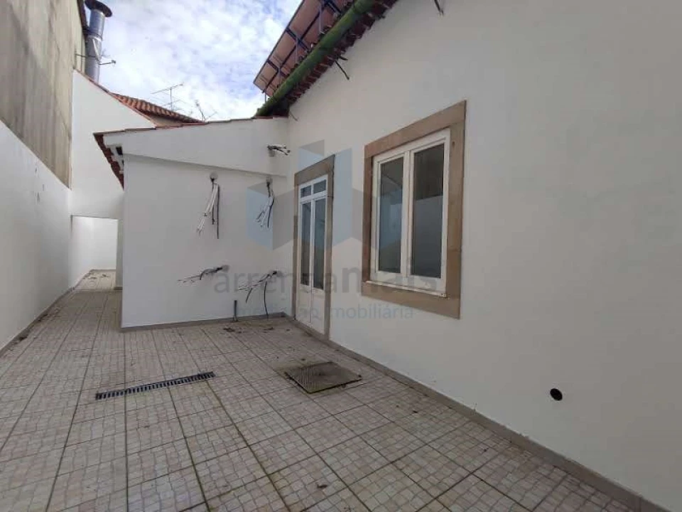 Prédio para Venda em Soure Foto 16