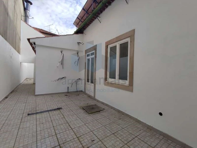 Prédio para Venda em Soure Foto 16