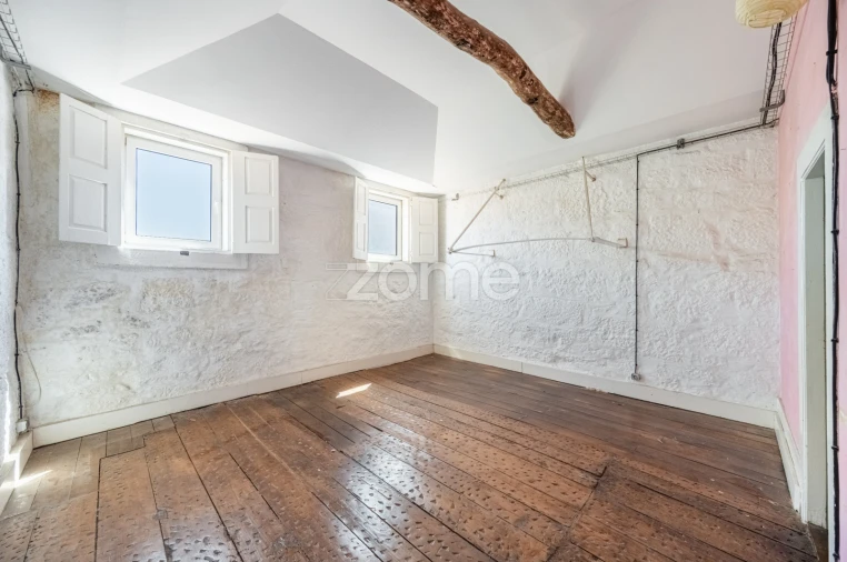 Apartamento T1 para Venda em Cedofeita, Santo Ildefonso, Sé, Miragaia, São Nicolau e Vitória Foto 1