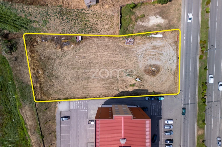 Terreno para Venda em Sé, Santa Maria e Meixedo Foto 1