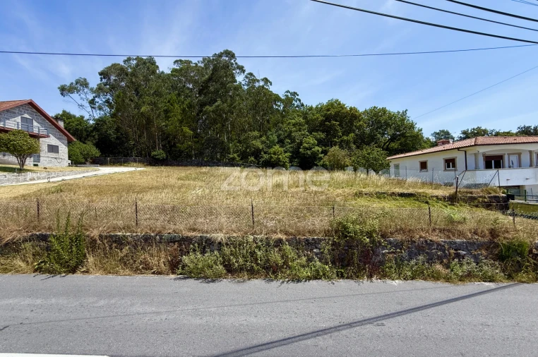Terreno para Venda em Monte Córdova